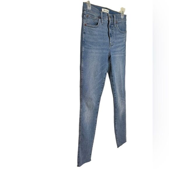 Madewell 10” High Rise Skinny Raw Hem - Picture 2 of 7